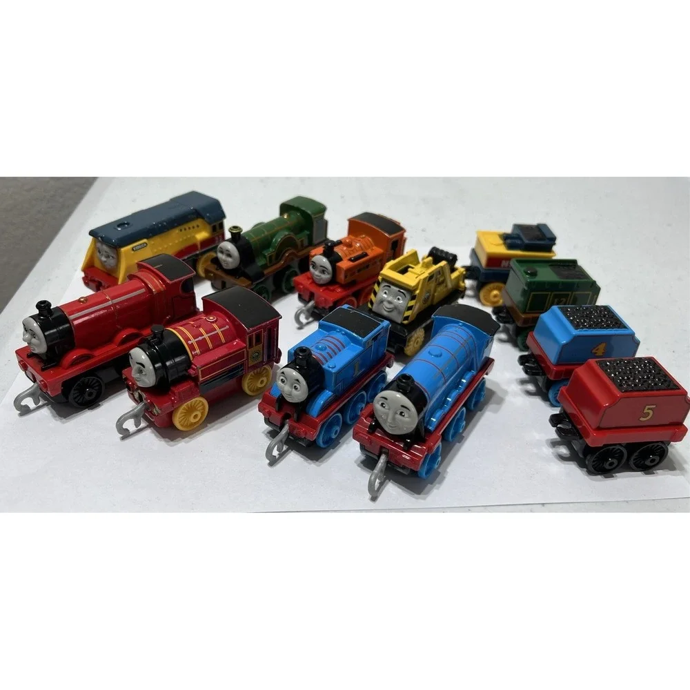 2020 Gullane Thomas Limited Mattel Mixed‎ Metal Plastic Train LOT 12 Pieces
